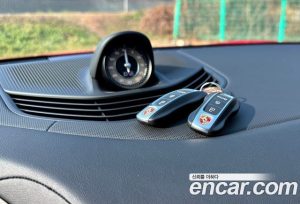Porsche Taycan Base 2022 года из Южной Кореи