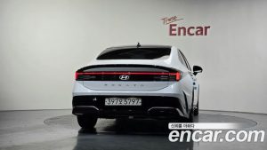 Hyundai Sonata 2.0 2024 года из Южной Кореи