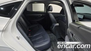 Hyundai Sonata 2.0 2024 года из Южной Кореи
