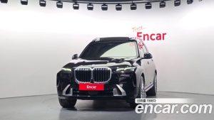 BMW X7 xDrive 40d Design Pure Excellence 6 2024 года из Южной Кореи