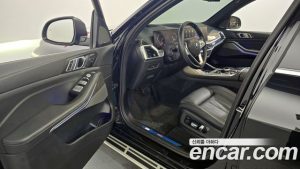 BMW X7 xDrive 40d Design Pure Excellence 6 2024 года из Южной Кореи