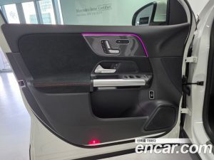 Mercedes-Benz GLA-Class GLA250 4MATIC 2023 года из Южной Кореи