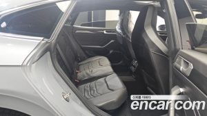 Volkswagen Arteon 2.0 TDI R-LINE 4 2023 года из Южной Кореи