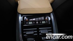 Volvo S60 B5 ULTIMATE Bright 2023 года из Южной Кореи