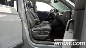 Volkswagen Tiguan 2.0 TDI Prestige 2022 года из Южной Кореи