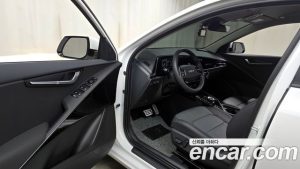Kia Niro Signature 2026 года из Южной Кореи