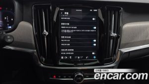 Volvo V90 B5 Plus AWD 2025 года из Южной Кореи