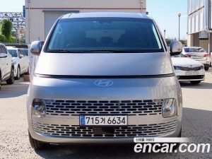 Hyundai Staria HEV 1.6 Tourer 11-Seater 2025 года из Южной Кореи
