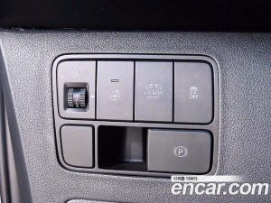 Hyundai Staria HEV 1.6 Tourer 11-Seater 2025 года из Южной Кореи