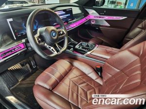 BMW i7 xDrive 60 M Sport 2023 года из Южной Кореи