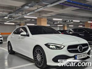 Mercedes-Benz C-Class C300 4MATIC Avantgarde 2024 года из Южной Кореи