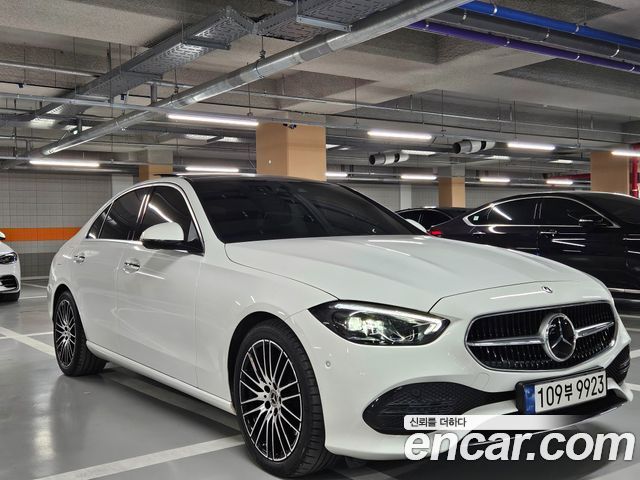 Mercedes-Benz C-Class C300 4MATIC Avantgarde 2024 года из Кореи