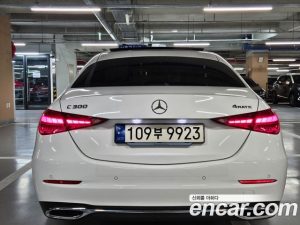 Mercedes-Benz C-Class C300 4MATIC Avantgarde 2024 года из Южной Кореи