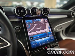 Mercedes-Benz C-Class C300 4MATIC Avantgarde 2024 года из Южной Кореи