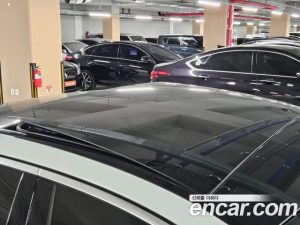 Mercedes-Benz C-Class C300 4MATIC Avantgarde 2024 года из Южной Кореи