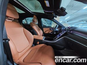 Mercedes-Benz C-Class C300 4MATIC Avantgarde 2024 года из Южной Кореи