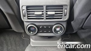 Land Rover Range Rover Velar 3.0 P400 Dynamic HSE 2025 года из Южной Кореи