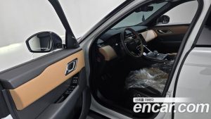 Land Rover Range Rover Velar 3.0 P400 Dynamic HSE 2025 года из Южной Кореи