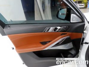 BMW X6 M50i 2023 года из Южной Кореи