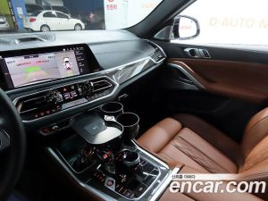 BMW X6 M50i 2023 года из Южной Кореи