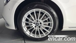 Mercedes-Benz E-Class E250 Exclusive 2023 года из Южной Кореи