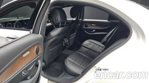 Mercedes-Benz E-Class E250 Exclusive 2023 года из Южной Кореи