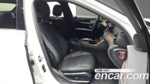 Mercedes-Benz E-Class E250 Exclusive 2023 года из Южной Кореи