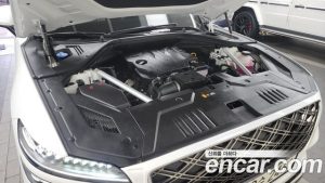 Genesis GV70 2.5T Бензин 2WD 2025 года из Южной Кореи