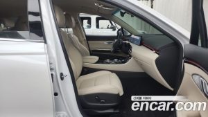Genesis GV70 2.5T Бензин 2WD 2025 года из Южной Кореи