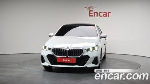 BMW 5-Series 520i M Sport 2024 года из Южной Кореи