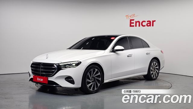 Mercedes-Benz E-Class E300 4MATIC Exclusive 2024 года из Кореи