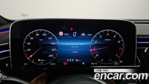 Mercedes-Benz E-Class E300 4MATIC Exclusive 2024 года из Южной Кореи