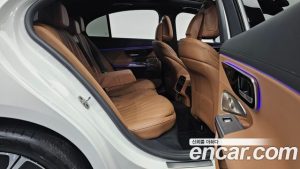 Mercedes-Benz E-Class E300 4MATIC Exclusive 2024 года из Южной Кореи