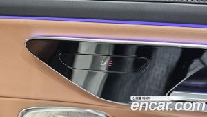 Mercedes-Benz E-Class E300 4MATIC Exclusive 2024 года из Южной Кореи