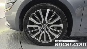 Renault-KoreaSamsung SM6 1.8 TCe Premiere 2023 года из Южной Кореи