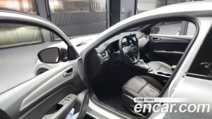 Renault-KoreaSamsung XM3 1.6 E-TECH Inspire 2023 года из Южной Кореи