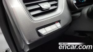 Renault-KoreaSamsung XM3 1.6 E-TECH Inspire 2023 года из Южной Кореи