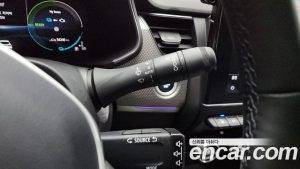 Renault-KoreaSamsung XM3 1.6 E-TECH Inspire 2023 года из Южной Кореи