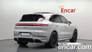 Porsche Cayenne 3.0 2024 года из Южной Кореи