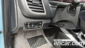 Kia Seltos Бензин 1.6 Turbo 2WD 2024 года из Южной Кореи