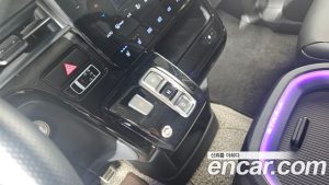 Hyundai Staria L3.5 Lounge 7-Seater 2024 года из Южной Кореи
