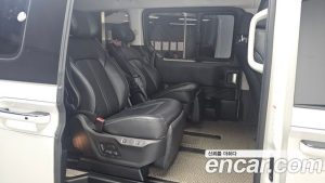 Hyundai Staria L3.5 Lounge 7-Seater 2024 года из Южной Кореи