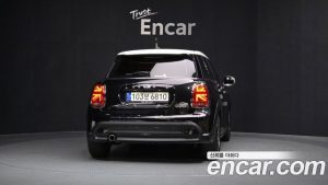 Mini Cooper 5Door CLASSIC 2023 года из Южной Кореи