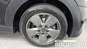 Mini Cooper 5Door CLASSIC 2023 года из Южной Кореи
