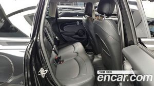 Mini Cooper 5Door CLASSIC 2023 года из Южной Кореи