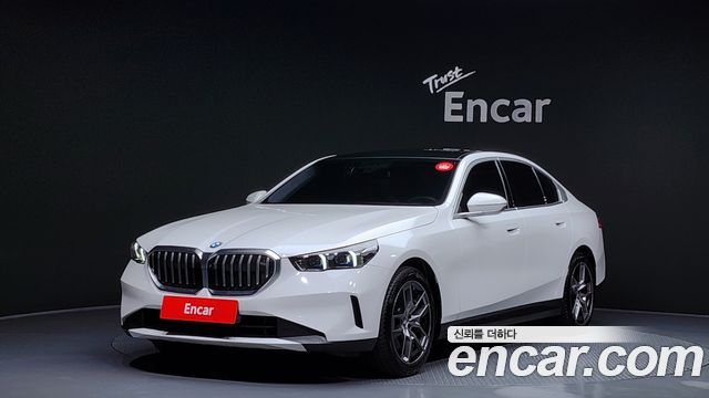 BMW 5-Series 520i 2024 года из Кореи