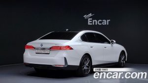 BMW 5-Series 520i 2024 года из Южной Кореи