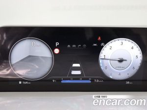 Hyundai Staria 4WD Lounge 7-Seater 2025 года из Южной Кореи