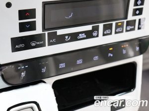 Hyundai Staria 4WD Lounge 7-Seater 2025 года из Южной Кореи