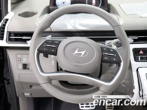 Hyundai Staria 4WD Lounge 7-Seater 2025 года из Южной Кореи